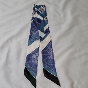 Hermès Springs Silk Twilly In Marine, Creme, And Petrole